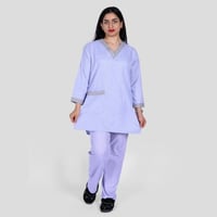 طقم عاملة منزلية كاروهات