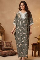 جلابية مشجرة ناعمة بتطريز كروشيه وورد