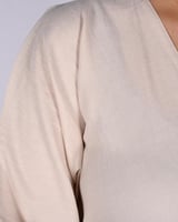 عباية نسائية مفتوحة بأكمام طويلة