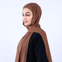 طرحة نسائية شيفون ببندانة ملونة