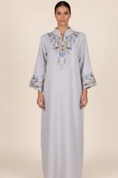 جلابية رايون ناعمة بفتحة اكمام انيقة