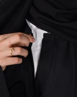 عباية سوداء بجيوب