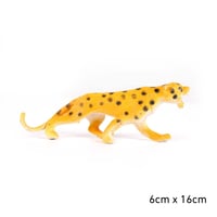 حيوانات اطفال o