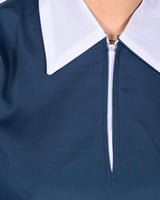 زي عاملات كويتي بياقة