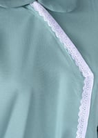 زي عاملات كشميري بتصميم دانتيل في الامام