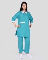 زي عاملات كويتي بياقة