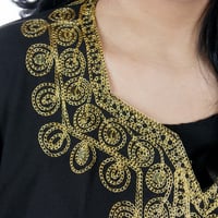 ثوب نشل نسائي