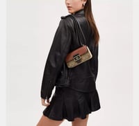 كروس بدي صغير من كوتش