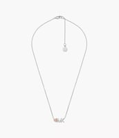 سلسال باللون الفضي من مايكل كورس