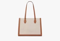 توت كبير من كيس سبيد