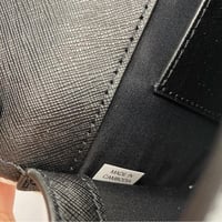 كروس بدي من توري برتش باللون الاسود