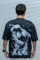 تيشرت أسود بتصميم شخصية توجي