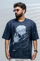 تيشرت كحلي بتصميم شخصية غوجو ساتورو