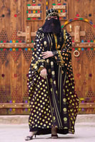 بشت يوم التأسيس أسود متزين بهوية يوم التأسيس