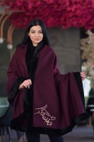 وشاح الأناقة بني