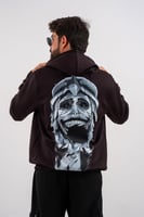 هودي اسود بتصميم شخصية سونغ جين