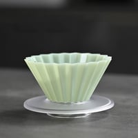 قمع اكريليك v60 بتصميم اوريقامي | مقاس 02