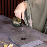 كوستر قهوة قماشي | بساط قهوة بطابع فني لبار القهوة