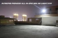 كشاف الطاقة الشمسية 300w