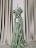 فستان ناعم اوف شولدر بوردات لون اخضر باستيل