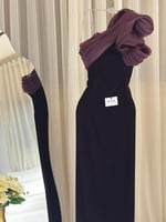 فستان شتوي مخمل ليلكي كتف واحد