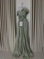 فستان ناعم اوف شولدر بوردات لون اخضر باستيل