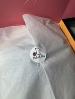 مخدة وردة البف محاكة يدوياً