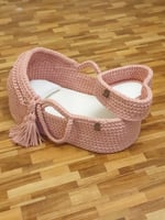 سرير مواليد كروشيه بنصف سقف