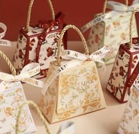 توزيعات للكبار جاهزة ومعبئة "5 حبات" لون اصفر