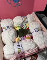 بوكس “بطانية حديقة الأزهار" بخيوط المخمل