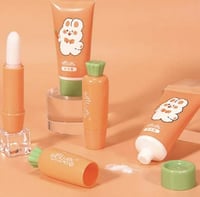 طقم هدية مكون من 1 مرطب يد + 1مرطب شفاه