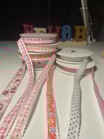 شرائط ملونه