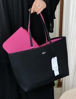 شنطة لاكوست دبل فيس اسود فوشي