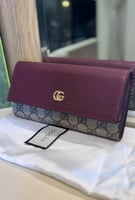 شنطة قوتشي عنابي صغير