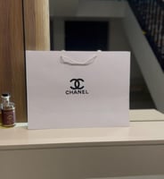 كيس شانيل ابيض