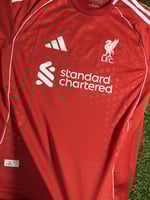 طقم ليفربول الاول فئة الجمهور 2026