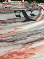 تيشيرت بايرن ميونخ الابيض 2026 - فئة اللاعبين