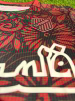 تيشيرت فلسطين إصدار خاص – تصميم تراثي أحمر وأسود