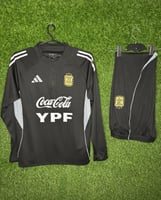 ترنك الارجنتين للتمرين الاسود 2026