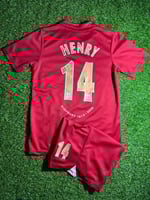 طقم ارسنال فئة الجمهور نسخة هنري 2006/2005