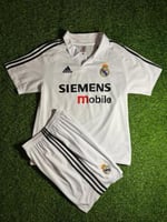 طقم ريال مدريد فئة الجمهور نسخة زيدان 2003/2002