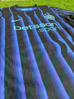 تيشيرت إنتر ميلان الأساسي (2026/2025) – فئة اللاعب...