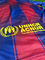 طقم برشلونة الأساسي موسم 2025/2026