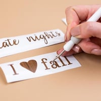 ورق فينيل لاصق دائم (نقشة خشب)