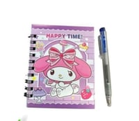 نوتة صغيرة مع قلم