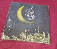 مناديل بعدة أشكال