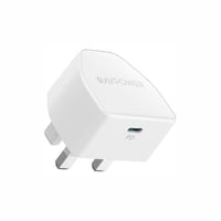 فيش جداري بايونير 20 واط من شركة RAVPOWER