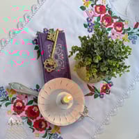 3506 مفرش طاولة هاندميد انتيك مطرز (كبير)