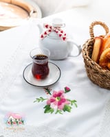 3690 مفرش انتيك مطرز نفحة الورود