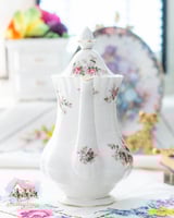 3664 ابريق شاي انتيك من رويال البرت Royal Albert